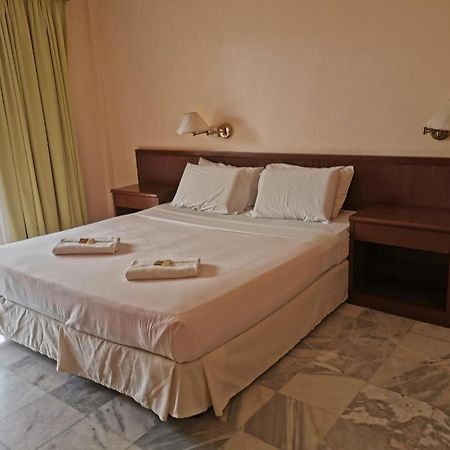 Oyo 89972 Borneo Paradise Beach Hotel Kota Kinabalu Bagian luar foto